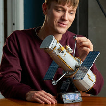 Load image into Gallery viewer, LEGO Icons Hubble Space Telescope 11382