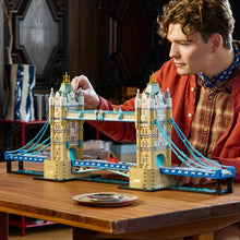Load image into Gallery viewer, LEGO Architecture Tower Bridge 21067