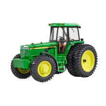 Load image into Gallery viewer, Britains 1/32 John Deere 4960 Prestige Series Diecast Model