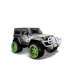 Load image into Gallery viewer, Maisto 1:16 Jeep Wrangler Rubicon Remote Control Car
