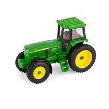 Load image into Gallery viewer, Britains 1/32 John Deere 4960 Prestige Series Diecast Model