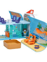 Load image into Gallery viewer, Bluey Transforming 3-in-1 Airplane Playset