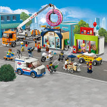 Load image into Gallery viewer, 60233 LEGO® CITY Large donut shop opening