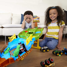 Load image into Gallery viewer, Hot Wheels Monster Trucks Wreckin' Raceway Playset
