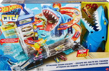 Load image into Gallery viewer, Hot Wheels Attacking Shark Escape Playset