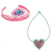 Load image into Gallery viewer, Nella The Princess Knight 11286 Be Nella Pendant and Tiara Figure