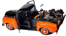 Load image into Gallery viewer, Ford F-1 1948 con Moto Harley-Davidson FLH Duo Glide
