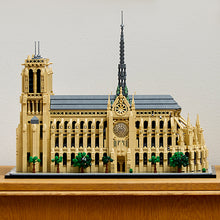 Load image into Gallery viewer, LEGO ARCHITECTURE 21061 - NOTRE-DAME DE PARIS
