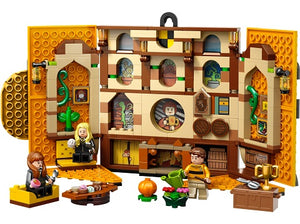 LEGO 76412 Hufflepuff House Banner
