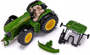 Siku Farmer John Deere 8R 370 1:32 Scale 3290