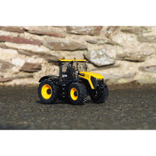 Load image into Gallery viewer, Britains JCB 8330 Fastrac Tractor 1:32 Scale Model 43206
