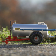 Load image into Gallery viewer, Britains NC Slurry Tanker (Fieldside) Silver 1:32 Scale Model 43238
