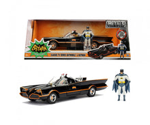 Load image into Gallery viewer, DC Comics Diecast Model 1/24 Batman 1966 Classic Batmobile
