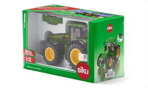 Siku Farmer John Deere 8R 370 1:32 Scale 3290