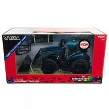 Britains 43352 Valtra T234 Tractor with Frontloader and accessories