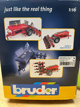 Load image into Gallery viewer, BRUDER - Horsch-Meastro-8-CX - Play Vehicles
