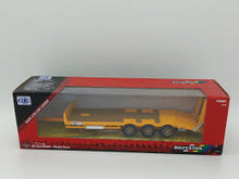 Load image into Gallery viewer, Britains Kane Low Loader (Yellow) 1:32 Scale Model 43254
