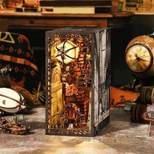Load image into Gallery viewer, Figured’Art Uncle Pete’s Warehouse Book Nook Kit
