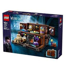 Load image into Gallery viewer, LEGO Wednesday 76785 Thing’s Apartment
