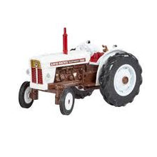 Load image into Gallery viewer, Britains 43415 David Brown 990 Selecamatic Tractor 1:32
