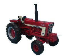 Load image into Gallery viewer, Britains 43294: Case International Harvester Farmall 1066 (NEW)
