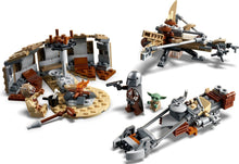 Load image into Gallery viewer, LEGO Star Wars The Mandalorian Trouble on Tatooine Set 75299
