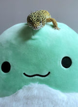Load image into Gallery viewer, Squishmallows 12&quot; Plush - Denton The Gecko
