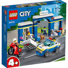 Load image into Gallery viewer, LEGO 60370 Police Station Chase
