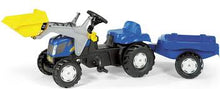 Load image into Gallery viewer, Trailer New Holland TVT 190 Kids Ride On Pedal Tractor &amp; Trailer
