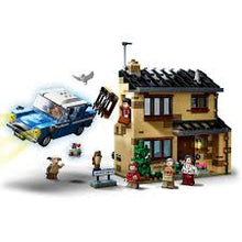 Load image into Gallery viewer, LEGO Harry Potter LEGO 75968 Escape From Privet Drive
